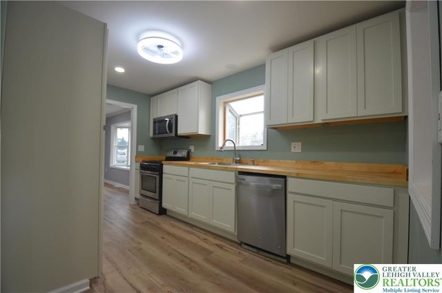 804 West State Street, Coopersburg Boro, PA 18036