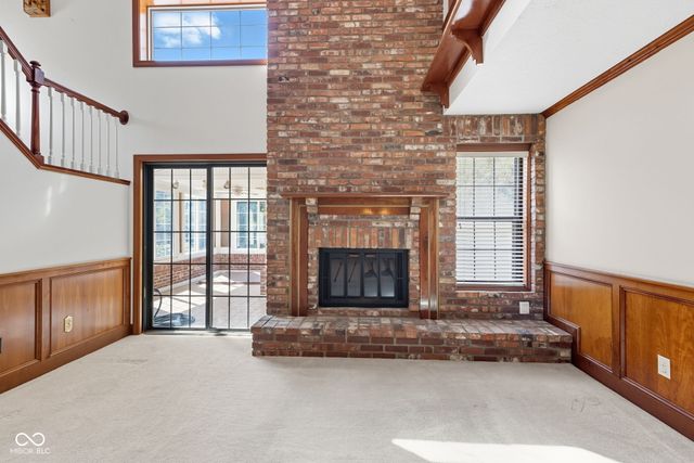 44 Dominion Drive, Zionsville, IN 46077