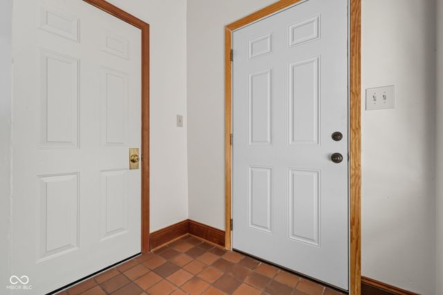 44 Dominion Drive, Zionsville, IN 46077