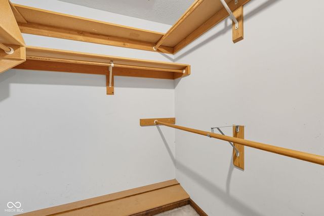 44 Dominion Drive, Zionsville, IN 46077