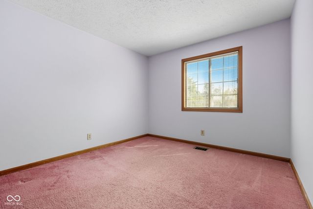 44 Dominion Drive, Zionsville, IN 46077