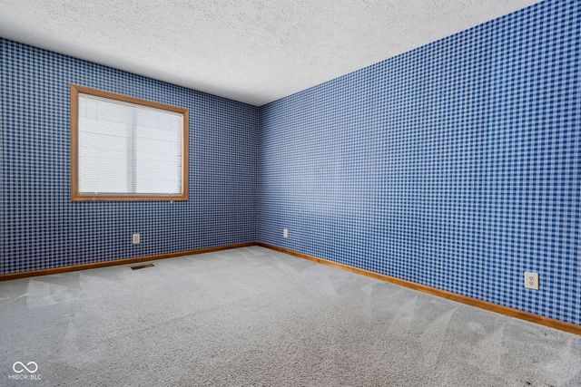 44 Dominion Drive, Zionsville, IN 46077