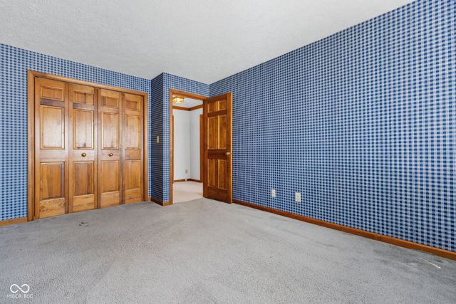 44 Dominion Drive, Zionsville, IN 46077