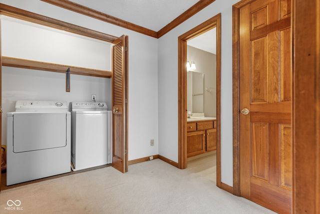 44 Dominion Drive, Zionsville, IN 46077