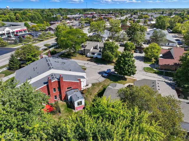 44 Dominion Drive, Zionsville, IN 46077