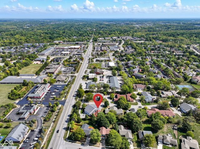 44 Dominion Drive, Zionsville, IN 46077