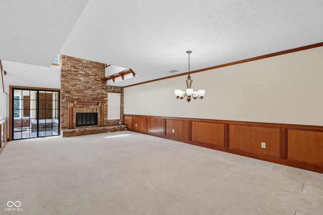 44 Dominion Drive, Zionsville, IN 46077