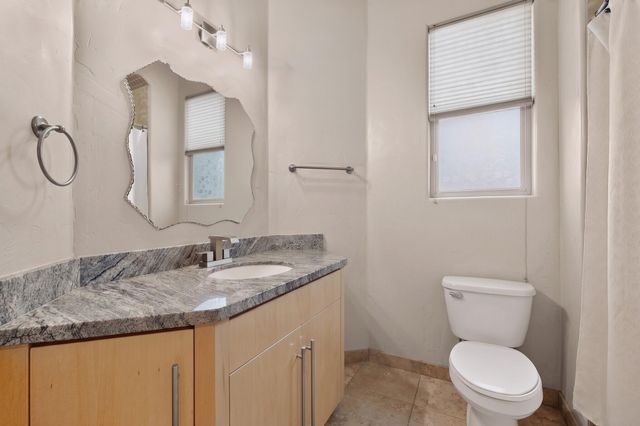 1314 Sara Way SE, Rio Rancho, NM 87124