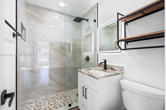 326 191st St, Sunny Isles Beach, FL 33160