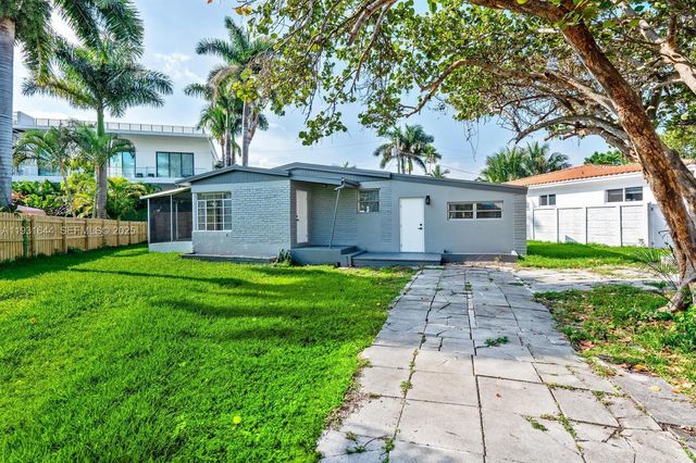 326 191st St, Sunny Isles Beach, FL 33160