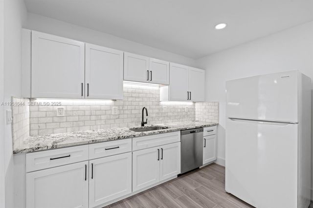 326 191st St, Sunny Isles Beach, FL 33160