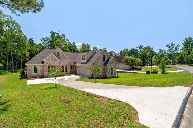 48 Buckskin Dr., Hattiesburg, MS 39402