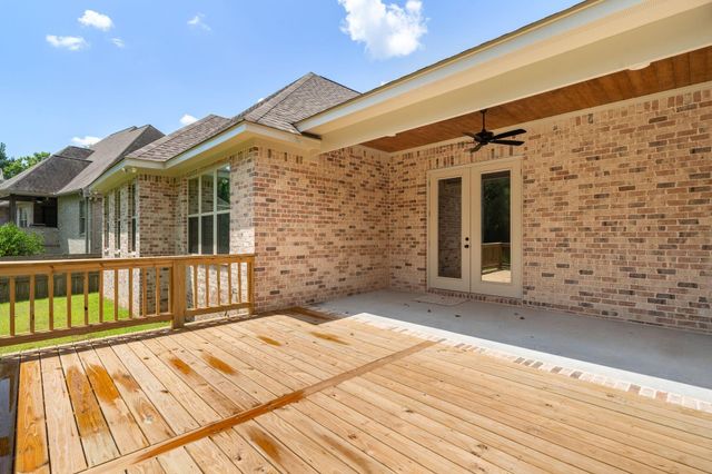 48 Buckskin Dr., Hattiesburg, MS 39402