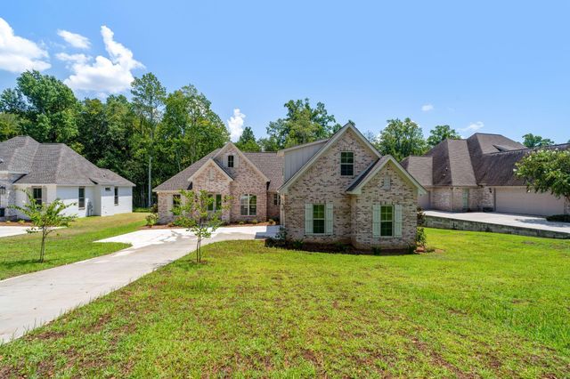 48 Buckskin Dr., Hattiesburg, MS 39402