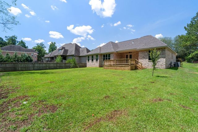 48 Buckskin Dr., Hattiesburg, MS 39402