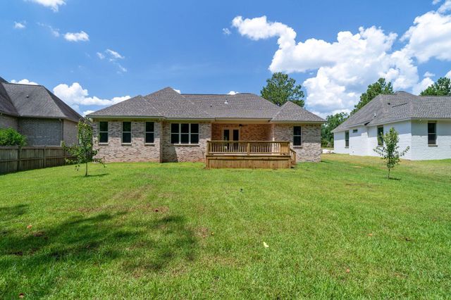 48 Buckskin Dr., Hattiesburg, MS 39402