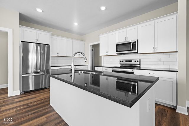 6207 Preserve Way, Mccordsville, IN 46055