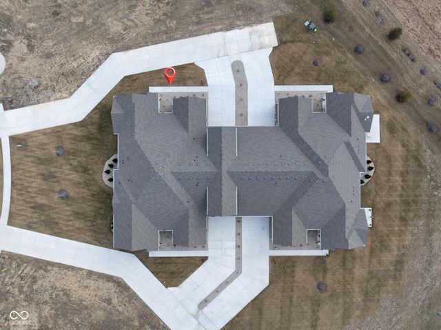 6207 Preserve Way, Mccordsville, IN 46055