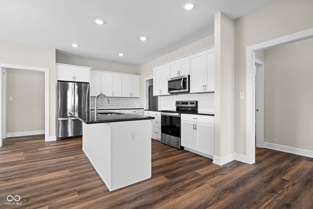 6207 Preserve Way, Mccordsville, IN 46055