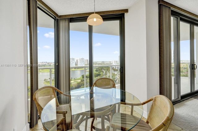 20281 E Country Club Drive 1703, Aventura, FL 33180