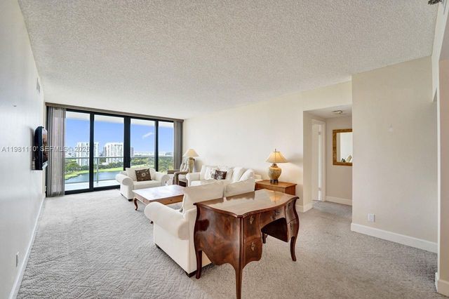 20281 E Country Club Drive 1703, Aventura, FL 33180