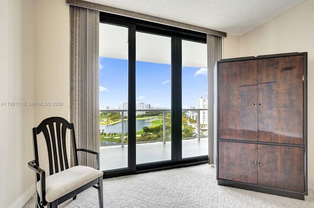 20281 E Country Club Drive 1703, Aventura, FL 33180