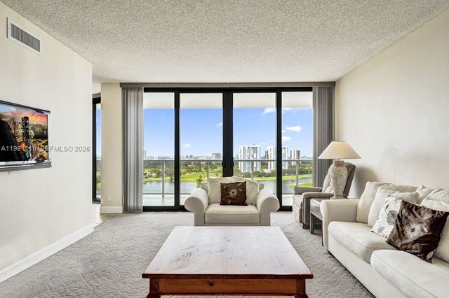 20281 E Country Club Drive 1703, Aventura, FL 33180