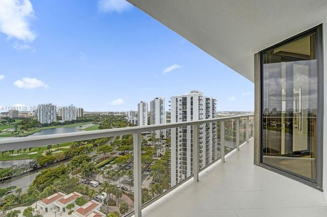 20281 E Country Club Drive 1703, Aventura, FL 33180