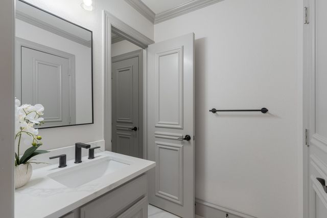 4001 Memorial Court, Carrollton, TX 75010