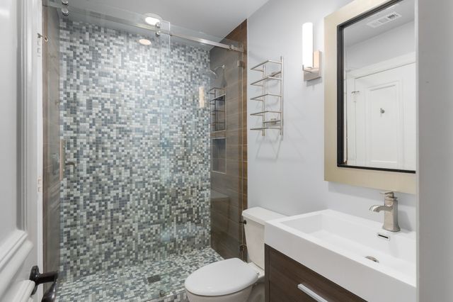 4001 Memorial Court, Carrollton, TX 75010