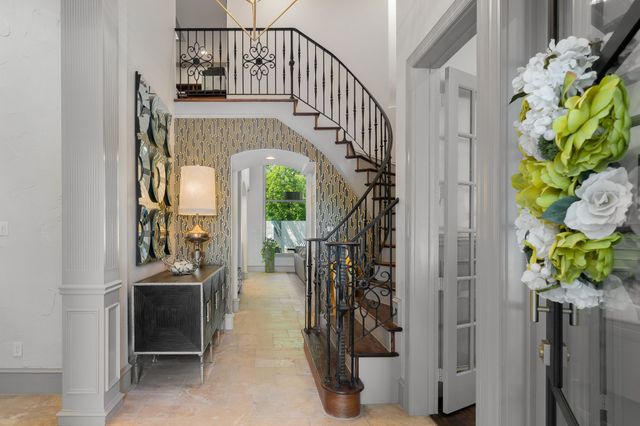 4001 Memorial Court, Carrollton, TX 75010