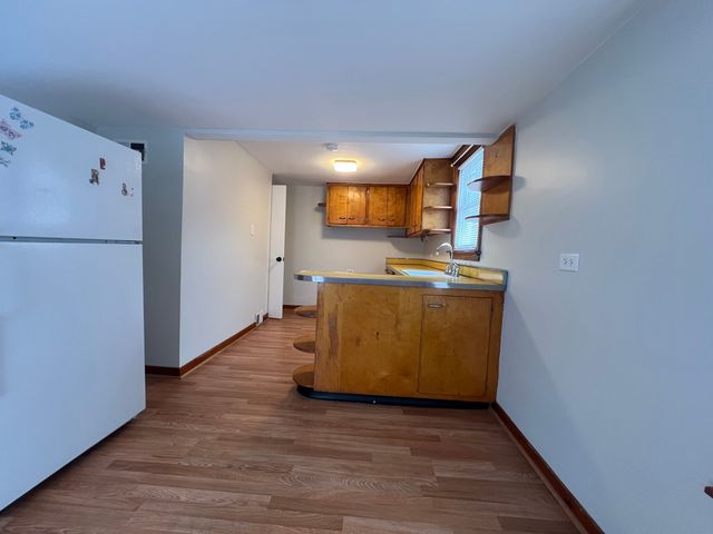 6848 W 96th Street, Oak Lawn, IL 60453