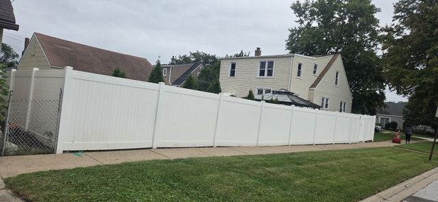 6848 W 96th Street, Oak Lawn, IL 60453