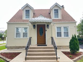 6848 W 96th Street, Oak Lawn, IL 60453