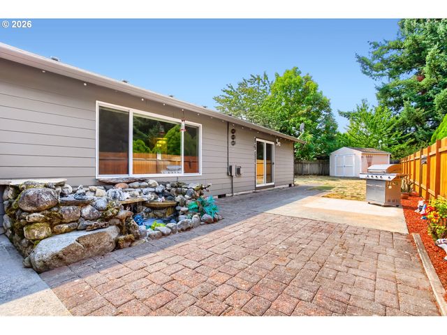 437 Sw CHAPMAN Ave, Troutdale, OR 97060