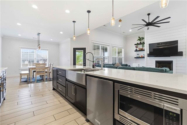 961 Osage View Drive, Bentonville, AR 72713