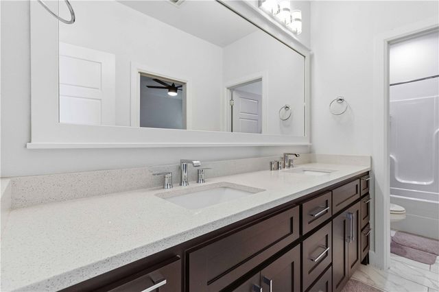 961 Osage View Drive, Bentonville, AR 72713