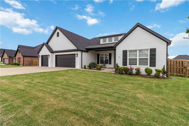 961 Osage View Drive, Bentonville, AR 72713