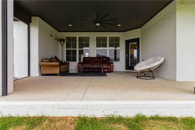961 Osage View Drive, Bentonville, AR 72713