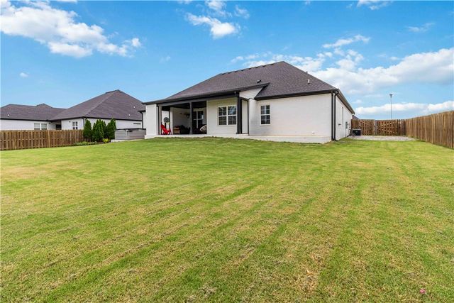 961 Osage View Drive, Bentonville, AR 72713