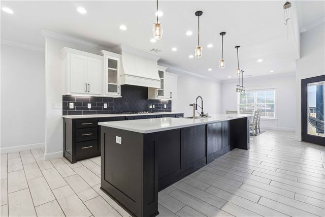 961 Osage View Drive, Bentonville, AR 72713