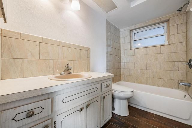 5209 BEACON HILL DRIVE, New Port Richey, FL 34652