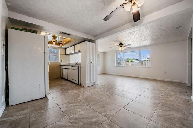 5209 BEACON HILL DRIVE, New Port Richey, FL 34652