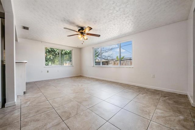 5209 BEACON HILL DRIVE, New Port Richey, FL 34652