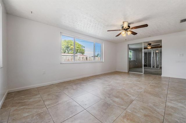 5209 BEACON HILL DRIVE, New Port Richey, FL 34652