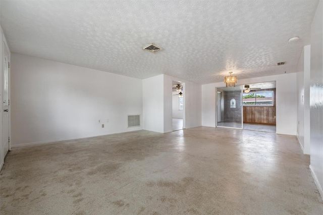 5209 BEACON HILL DRIVE, New Port Richey, FL 34652