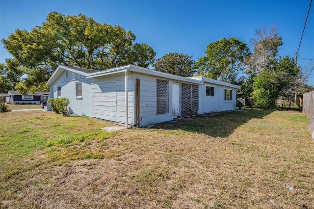 5209 BEACON HILL DRIVE, New Port Richey, FL 34652