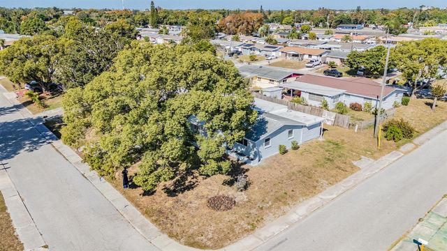 5209 BEACON HILL DRIVE, New Port Richey, FL 34652