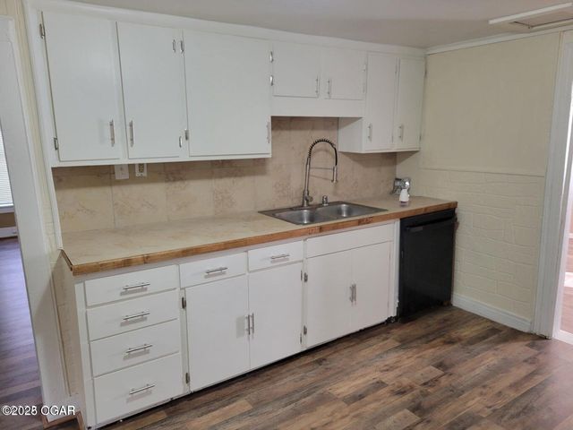 1627 W 3rd Street, Joplin, MO 64801