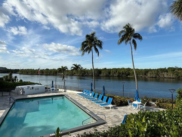 4750 S Ocean Boulevard 702, Highland Beach, FL 33487